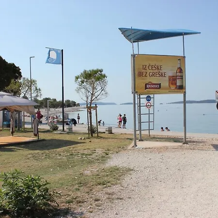 House Nikolas 1 With Pool, Close To The *